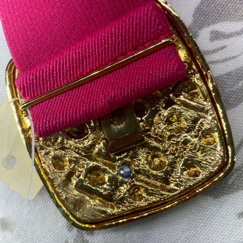 DAY LOR BELT‎ PINK &GOLD WOVEN
DESIGN M/L - Picture 6 of 6